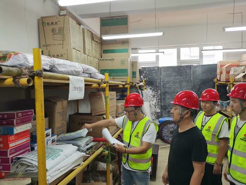 陕煤建设铜煤公司汛期检查不走过场严抓现场