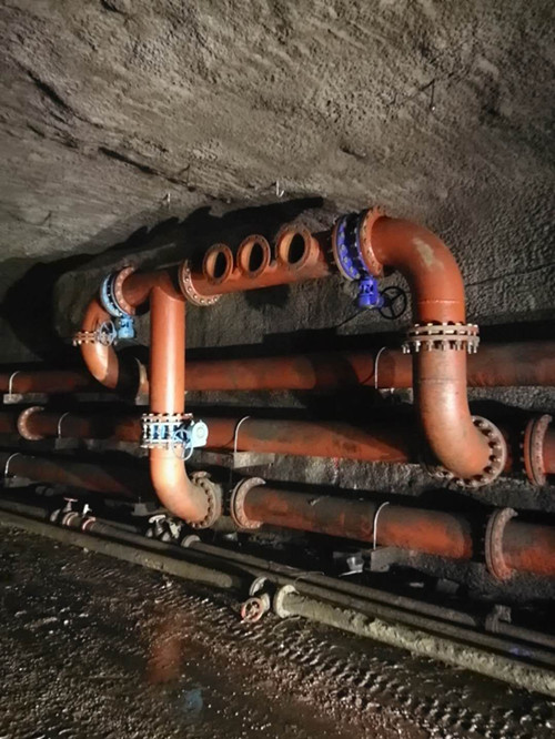 陕煤建设机电安装公司神府项目部施工的凉水井管路顺利完工