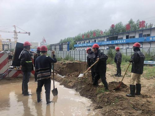 陕煤建设铜煤公司第一项目部防汛抢险多举措平安度汛稳中行