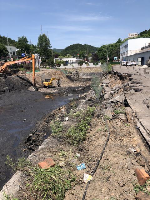 铜川矿业公司玉华煤矿柴家沟井污水沉淀池护坡及道路抢修方案设计圆满完成