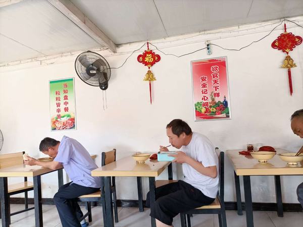 陕煤建设洗选煤运营公司：一谷一米千滴汗 拒绝浪费传美德