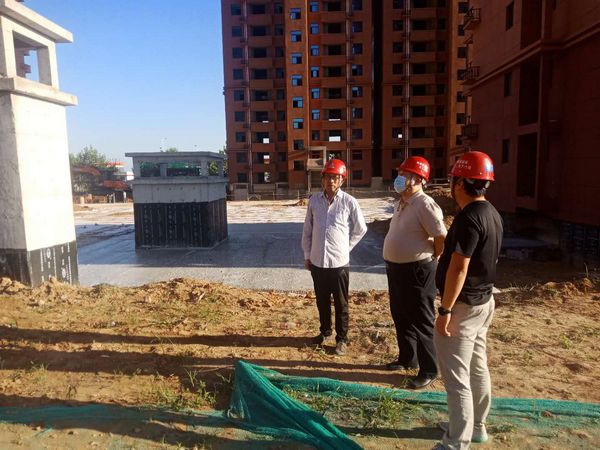 王宁深入蒲城清源小区项目检查指导工作
