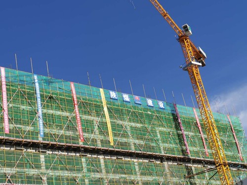 陕煤建设铜煤公司第八项目部靖神铁路 孟家湾机辆中心建设项目单身宿舍楼顺利封顶