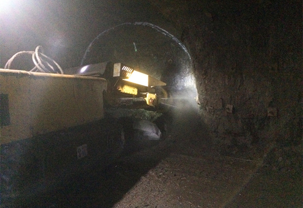 陕煤建设矿建三公司双龙项目部二盘区胶带机运输巷如期开工