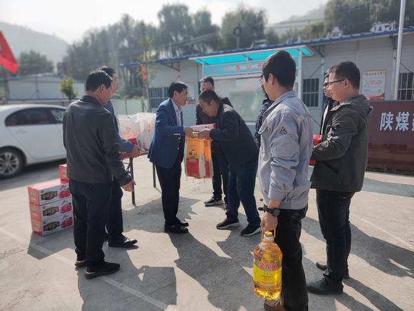 【领导慰问】— 10月7日