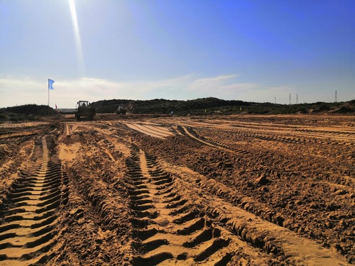 陕煤建设路桥分公司承建的榆北生产服务设施运煤专线道路工程顺利开工