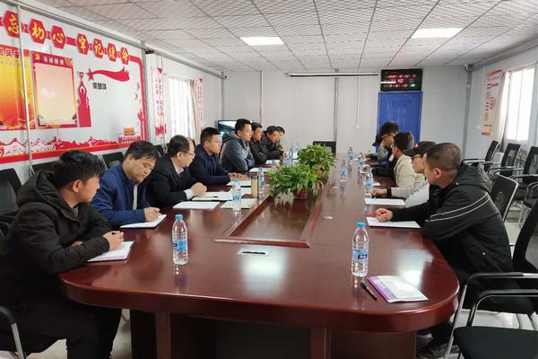 陕煤建设矿建二公司深入一线唱响两部曲