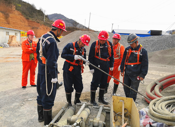 陕煤建设矿建三公司：四个“强化”，吹响冬季施工安全号角