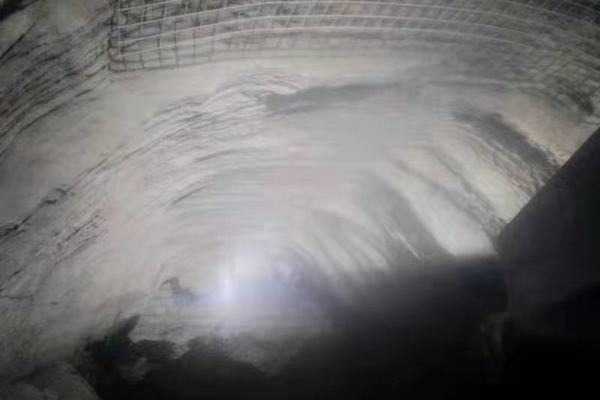 陕煤建设矿建二公司小保当回风大巷南北段顺利贯通