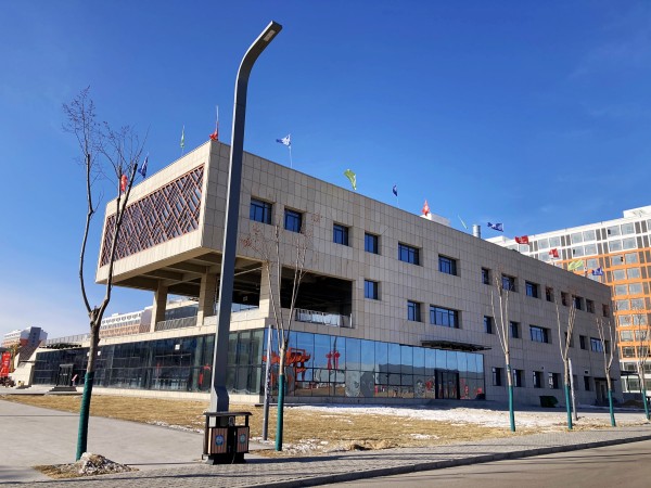 陕煤建设澄合分公司承建的小保当二号矿井行政办公楼食堂工程顺利通过竣工验收