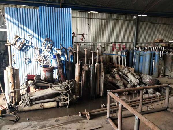 陕煤建设矿建二公司积极开展节前机电设备检修及退库工作