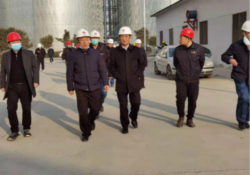 神渭管道董事长李冰一、副总经理王东民、建设集团总经理王明智等人莅临神渭管道输煤项目富余煤浆应用工程开展春节慰问暨春季攻坚活动