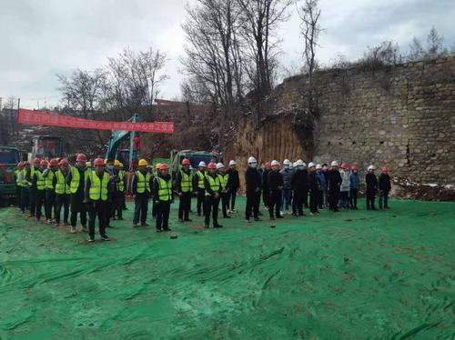 陕煤建设铜煤公司第三项目部承建的王石凹煤矿工业遗址项目4#游客服务中心项目顺利开工