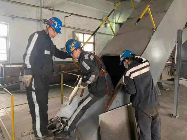 陕煤建设洗选煤运营公司红柳林洗煤厂项目部：打响春季设备检修攻坚战