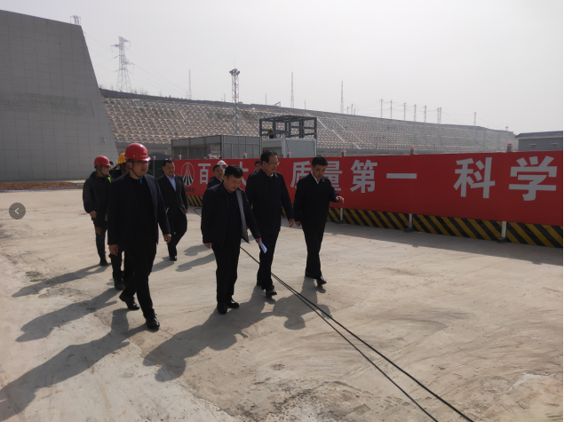 咸阳市纪委书记张海文莅临银西高铁彬州东站前广场项目检查指导工作