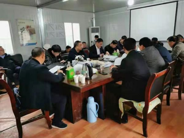 陕西省安委办应急管理厅主任张卫华一行深入富秦馨苑5#楼施工现场检查指导工作