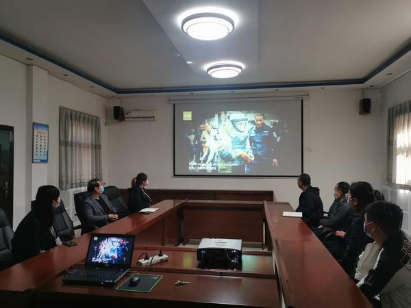 陕煤建设设备租赁中心：积极开展反恐维稳宣传