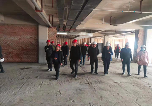 陕煤建设咸阳分公司承建的银西高铁彬州东站前广场项目主体工程一次性通过验收