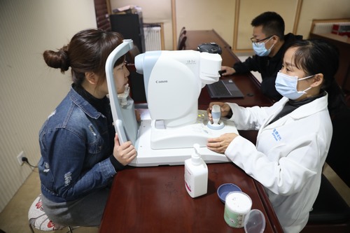 陕煤建设路桥分公司关爱职工健康助力施工大干