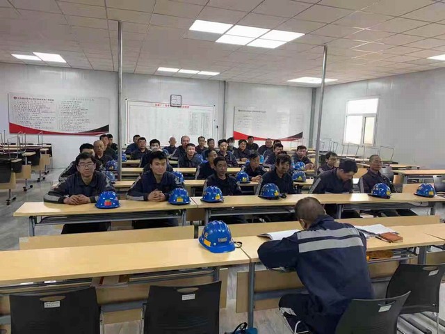 【五一项目建设专题五】陕煤建设洗选煤运营公司红柳林洗煤厂项目部：坚守“五一”立足安全 诠释劳动之美