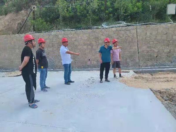 陕煤建设矿建二公司各项目部开展汛期安全大检查