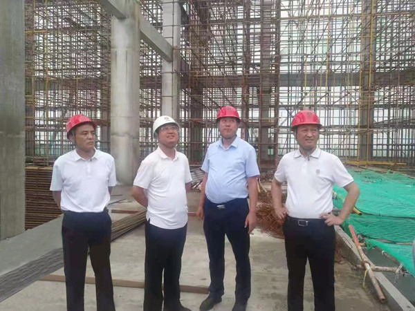 神渭管道董事长李冰一莅临蒲城神渭管运输煤浆应用工程项目指导检查工作