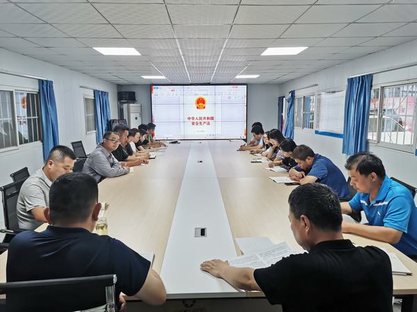 陕煤建设韩城分公司土建二项目部巧用“三镜”提高安全管控力