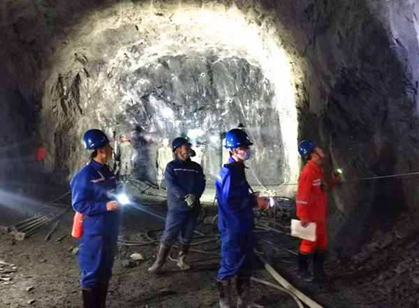 陕煤建设矿建三公司两个抓手筑牢安全堤