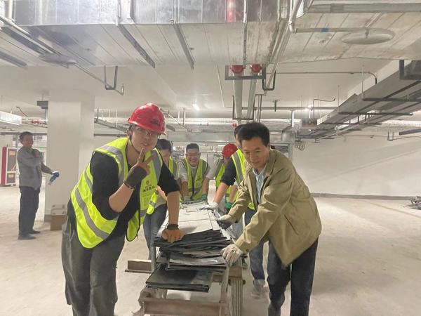 有年轻的力量在生长