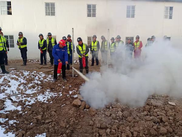 陕煤建设矿建二公司积极开展“11·9”消防火灾应急演练