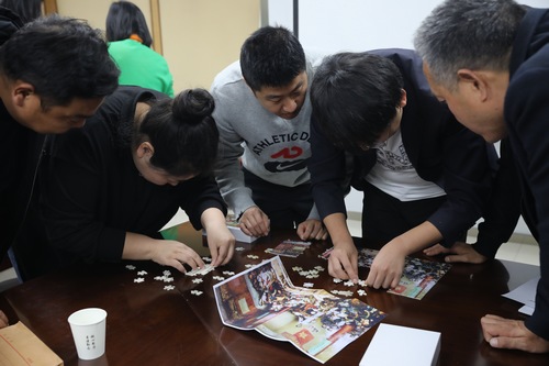 陕煤建设路桥分公司开展党史我来“拼”活动