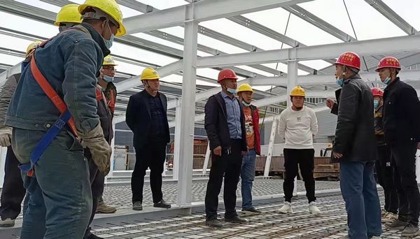 陕煤建设天工公司土建二部“日夜兼程+”促选煤厂新增排矸系统工程如期交付使用