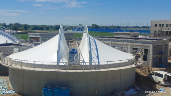 陕煤建设天工公司施工的VOCS治理项目反吊膜安装圆满完成