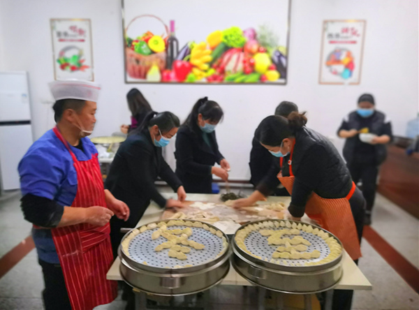 陕煤建设矿建三公司：冬至快乐！我们都是“嚼饺者”