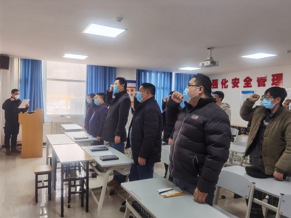 陕煤建设矿建二公司车村项目部为员工送上安全宣讲“盛宴”