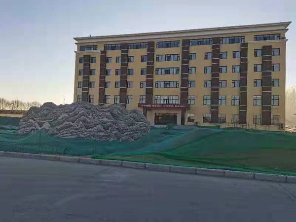 陕煤建设铜煤公司第八项目部承建的靖神铁路孟家湾机辆中心项目顺利通过竣工验收并移交