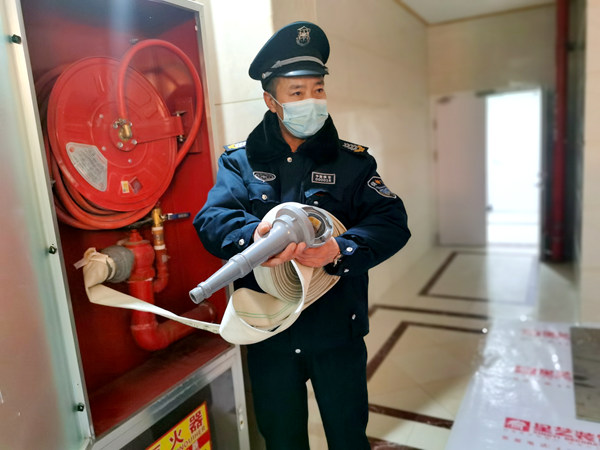 建设集团大秦置业公司:筑牢安全防火墙,为小区保驾护航