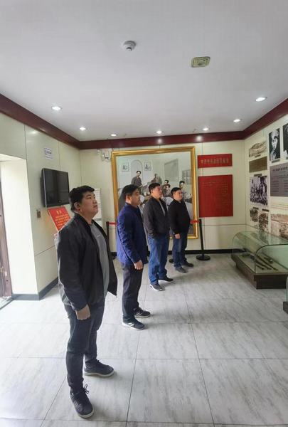 陕煤建设矿建二公司车村项目部党支部赴瓦窑堡革命旧址学习