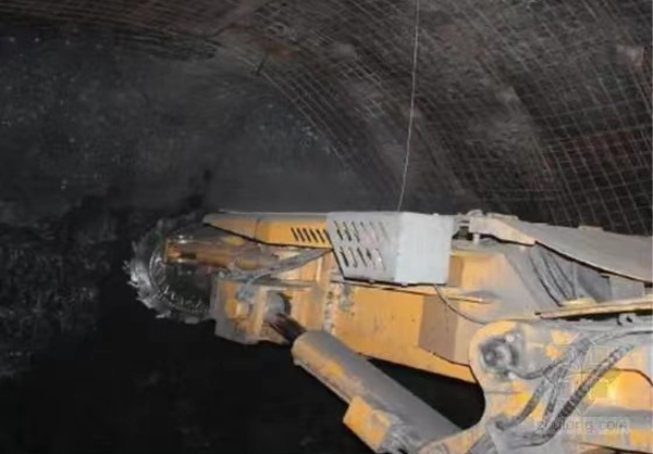 陕煤建设矿建三公司双龙项目部连续四个月超额完成施工计划