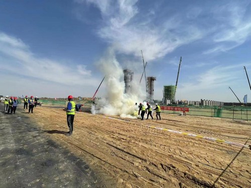 陕煤建设路桥分公司:拧紧假期“安全阀”,应急演练促安全