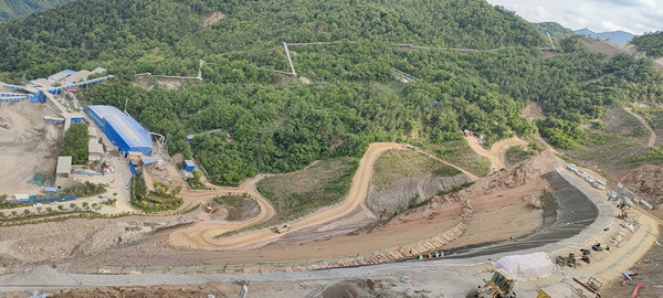 陕煤建设汉中分公司大西沟矿业吊庄沟边坡治理工程有序推进