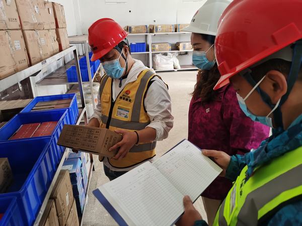 陕煤建设铜煤公司物资设备管理念好“三字经”，助推安全生产