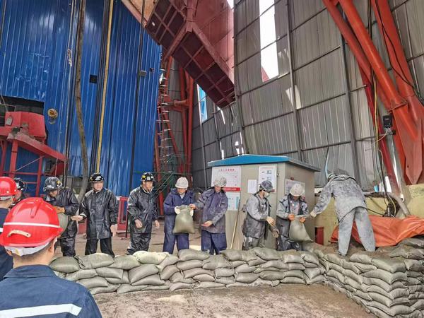 陕煤建设矿建二公司:未雨先绸雨季无忧