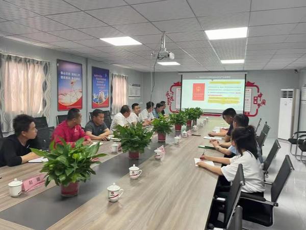 陕煤建设矿建二公司“安全生产月”落实责任“讲安全”