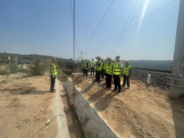 闻“汛”而动,陕煤建设路桥分公司靖神铁路项目部全力抢修水毁地段工程