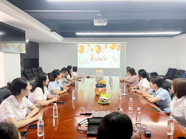 建设集团大秦置业公司：员工集体生日会 温暖如约而至