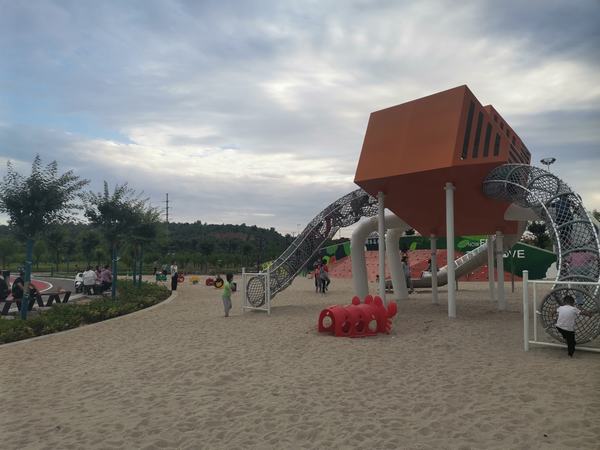 陕煤建设榆林公司聚焦服务惠民生 打造休闲娱乐新场所