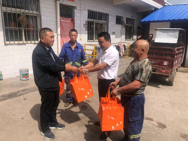 陕煤建设咸阳分公司安装项目部：浓浓中秋情，慰问暖人心