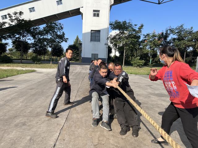 心的凝聚，力的较量