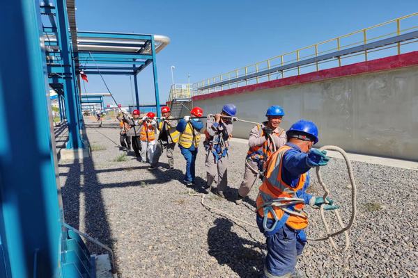 陕煤建设天工公司土建五部国庆不停工，坚守岗位保进度